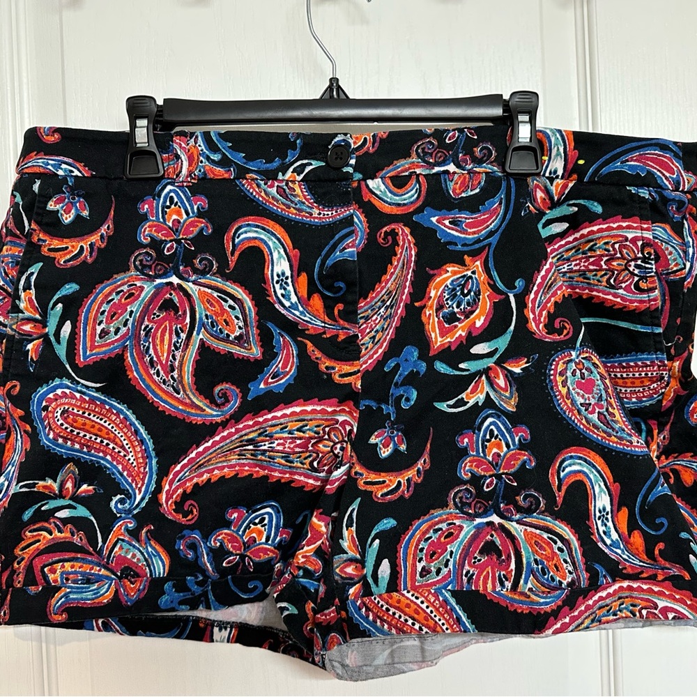 Women’s shorts Size 16